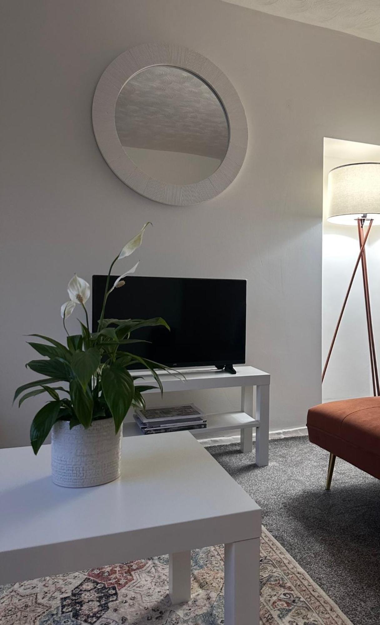 Ocean Village Marina 2 Bedroom Apartment With Balcony! サウサンプトン エクステリア 写真